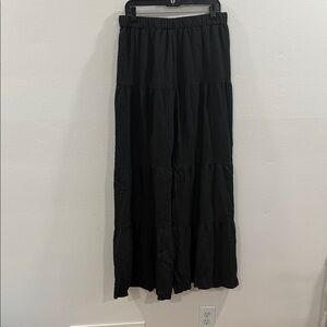 Chic Black Tiered flowy pants